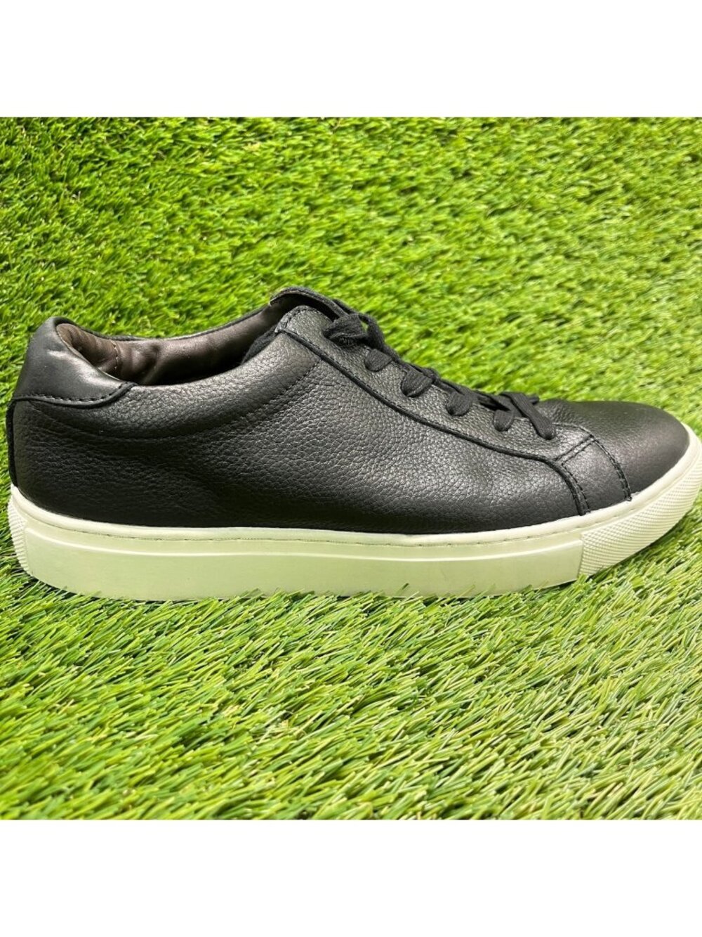 Vittorio Russo Adan Mens Size 8.5 Black White Athletic Lifestyle Shoes Sneakers
